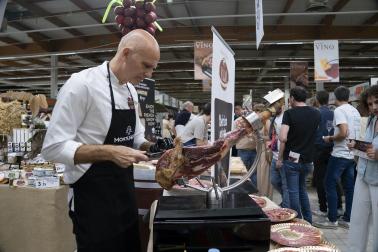 Fotos de la degustación nocturna en la Feria del Vino de E.Leclerc