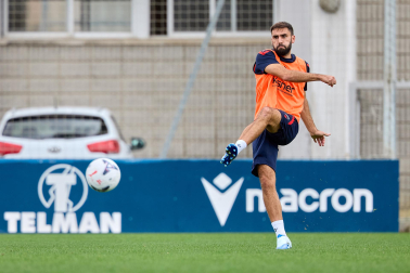 Fotos del entrenamiento de Osasuna este viernes, 2 de octubre de 2026