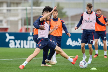 Fotos del entrenamiento de Osasuna este viernes, 2 de octubre de 2026