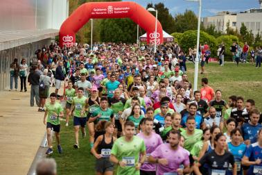 Fotos de la V Carrera por parejas 'Cada oveja con su pareja' en Zizur con la participación de 400 corredores