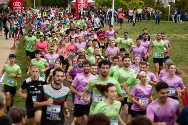 Fotos de la V Carrera por parejas 'Cada oveja con su pareja' en Zizur con la participación de 400 corredores