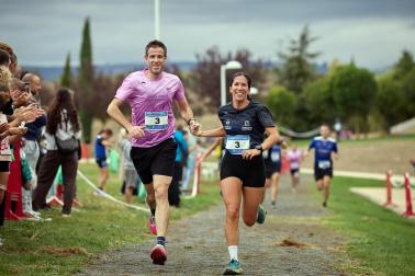 Fotos de la V Carrera por parejas 'Cada oveja con su pareja' en Zizur con la participación de 400 corredores