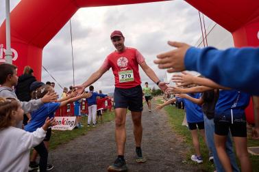 Fotos de la V Carrera por parejas 'Cada oveja con su pareja' en Zizur con la participación de 400 corredores