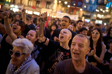 Fotos de la manifestación en Pamplona por la especulación de la vivienda