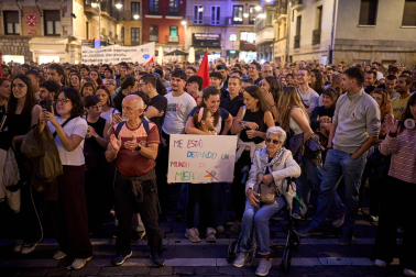 Fotos de la manifestación en Pamplona por la especulación de la vivienda