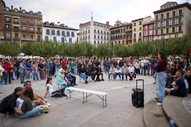 Fotos de la manifestación en Pamplona por la especulación de la vivienda