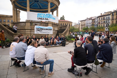 Fotos de la manifestación en Pamplona por la especulación de la vivienda
