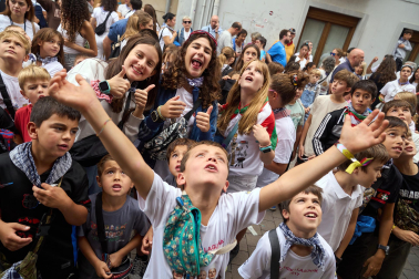 Fotos del cohete de fiestas de Villava 2026