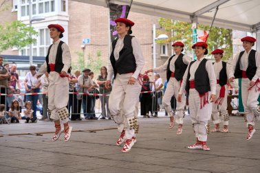 Fotos del cohete de fiestas de Villava 2026