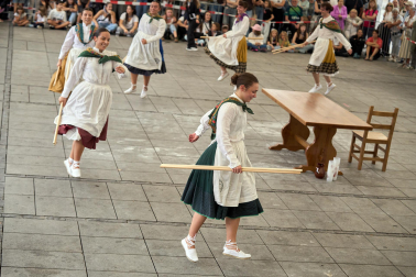 Fotos del cohete de fiestas de Villava 2026