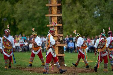 Ceremonia del Ritual de los Voladores de Papantla en Pamplona
