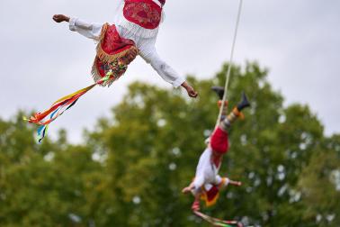 Ceremonia del Ritual de los Voladores de Papantla en Pamplona