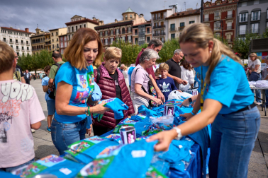 Acto por el Día Europeo del Autismo en la Plaza del Castillo de Pamplona