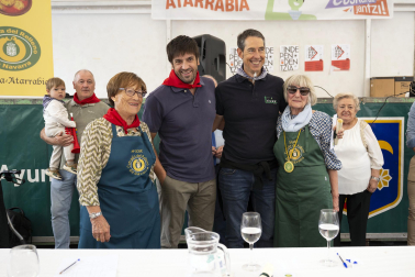 Tradición y gastronomía se citaron este lunes, 5 de octubre, en el marco de las fiestas de Villava con el concurso de relleno