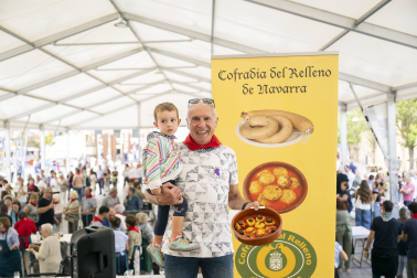 Tradición y gastronomía se citaron este lunes, 5 de octubre, en el marco de las fiestas de Villava con el concurso de relleno