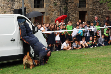 Ejercicios de la Policía Nacional en la Ciudadela de Pamplona este martes, 6 de octubre