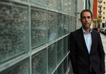 Licenciado en 2005, López Sánchez se especializó en casos de montaña y actividades al aire libre en 2009