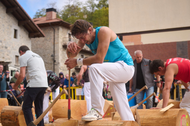 Fotos del Campeonato Navarro de Aizkora de Primera Categoría en Lekunberri.