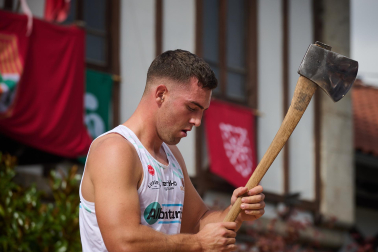 Fotos del Campeonato Navarro de Aizkora de Primera Categoría en Lekunberri.