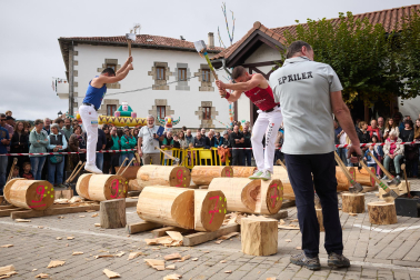 Fotos del Campeonato Navarro de Aizkora de Primera Categoría en Lekunberri.
