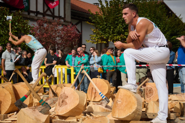 Fotos del Campeonato Navarro de Aizkora de Primera Categoría en Lekunberri.