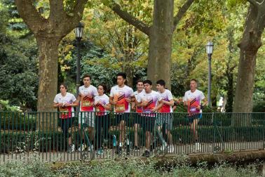 Fotos de la XIII Carrera Solidaria Navarra en Pamplona.
