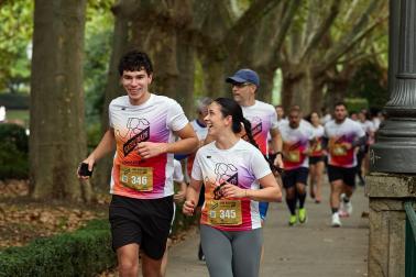 Fotos de la XIII Carrera Solidaria Navarra en Pamplona.