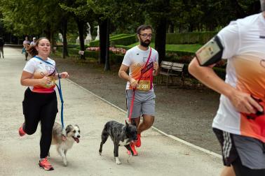 Fotos de la XIII Carrera Solidaria Navarra en Pamplona.