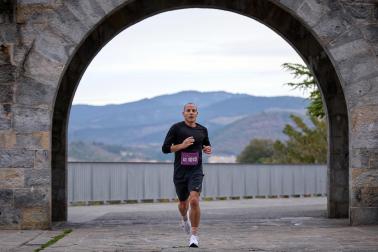 Fotos de la XIII Carrera Solidaria Navarra en Pamplona.