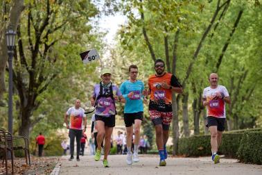 Fotos de la XIII Carrera Solidaria Navarra en Pamplona.