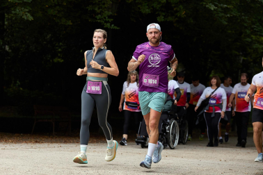 Fotos de la XIII Carrera Solidaria Navarra en Pamplona.