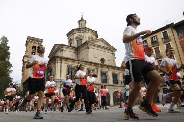 Fotos de la XIII Carrera Solidaria Navarra en Pamplona.