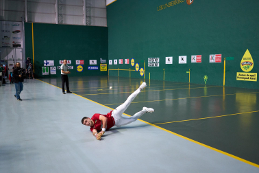 Fotos del partido Senar - Murua en la liguilla del Cuatro y Medio en Lekunberri