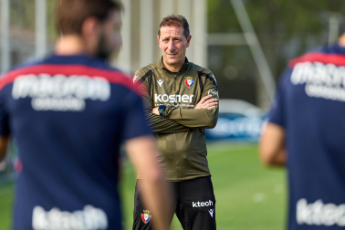Luis Miguel Ramis dirigió este lunes, 12 de octubre, su última entrenamiento como entrenador de Osasuna antes de ser cesado
