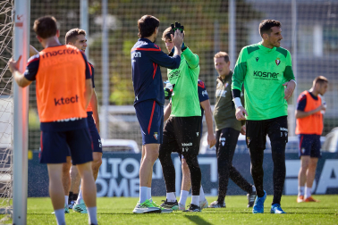 Luis Miguel Ramis dirigió este lunes, 12 de octubre, su última entrenamiento como entrenador de Osasuna antes de ser cesado