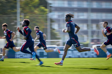 Luis Miguel Ramis dirigió este lunes, 12 de octubre, su última entrenamiento como entrenador de Osasuna antes de ser cesado