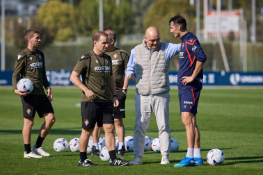 Fotos del primer entrenamiento de Jagoba Arrasate este miércoles en Tajonar