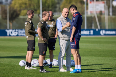 Fotos del primer entrenamiento de Jagoba Arrasate este miércoles en Tajonar