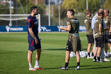 Fotos del primer entrenamiento de Jagoba Arrasate este miércoles en Tajonar