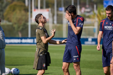 Fotos del primer entrenamiento de Jagoba Arrasate este miércoles en Tajonar