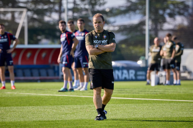 Fotos del primer entrenamiento de Jagoba Arrasate este miércoles en Tajonar