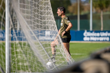 Fotos del primer entrenamiento de Jagoba Arrasate este miércoles en Tajonar