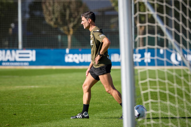 Fotos del primer entrenamiento de Jagoba Arrasate este miércoles en Tajonar