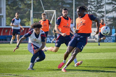Fotos del primer entrenamiento de Jagoba Arrasate este miércoles en Tajonar