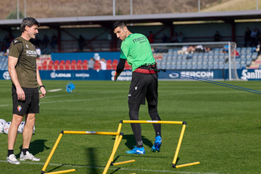 Fotos del primer entrenamiento de Jagoba Arrasate este miércoles en Tajonar