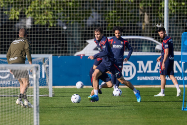 Fotos del primer entrenamiento de Jagoba Arrasate este miércoles en Tajonar