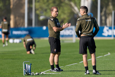 Fotos del primer entrenamiento de Jagoba Arrasate este miércoles en Tajonar
