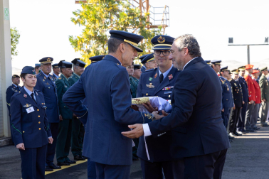 Celebración del 75 aniversario de la apertura del Polígono de Tiro de las Bardenas Reales con desfiles y exhibiciones del Ejército del Aire