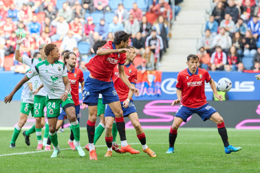 Fotos del Osasuna - Racing de la jornada 9.