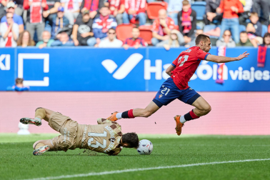 Fotos del Osasuna - Racing de la jornada 9.